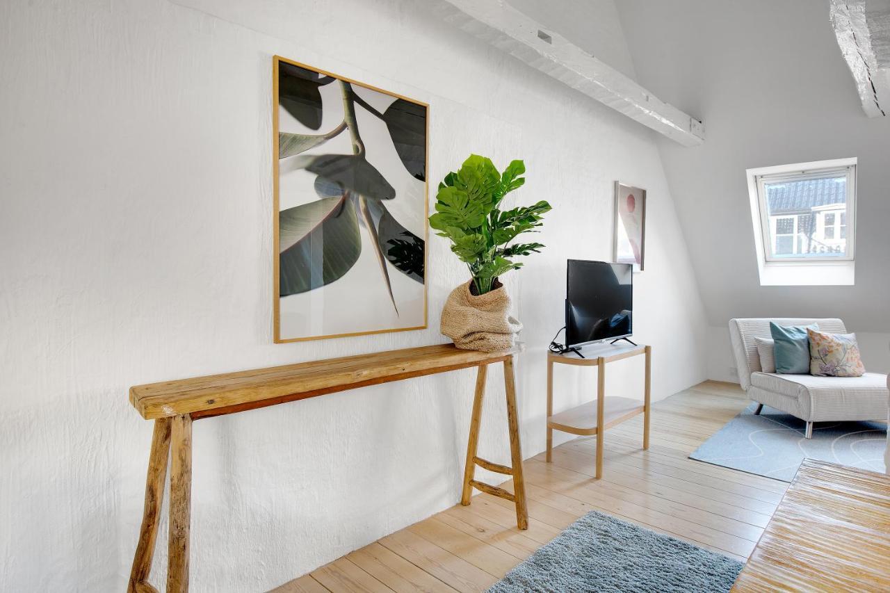 Sanders Main - Endearing Two-Bedroom Duplex Apartment With A Balcony Next To Magical Nyhavn Kopenhag Dış mekan fotoğraf