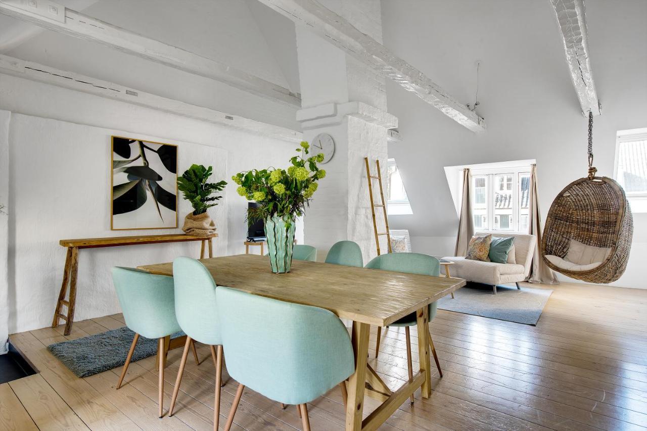 Sanders Main - Endearing Two-Bedroom Duplex Apartment With A Balcony Next To Magical Nyhavn Kopenhag Dış mekan fotoğraf